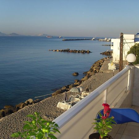 Ladikos Beach Hotel Kardamena  Екстер'єр фото
