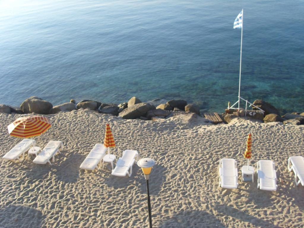 Ladikos Beach Hotel Kardamena  Екстер'єр фото